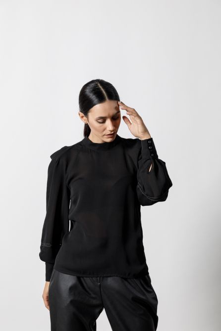 The Peekaboo Shirt
