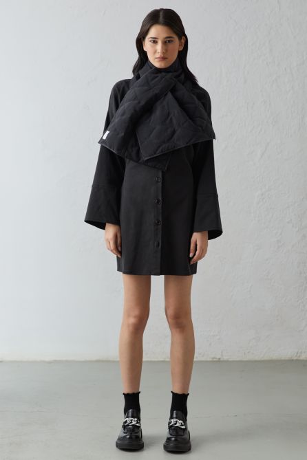 Hug Puffer Scarf