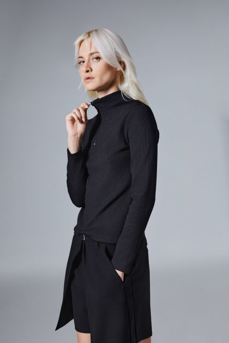 Tracker Zip-up Top