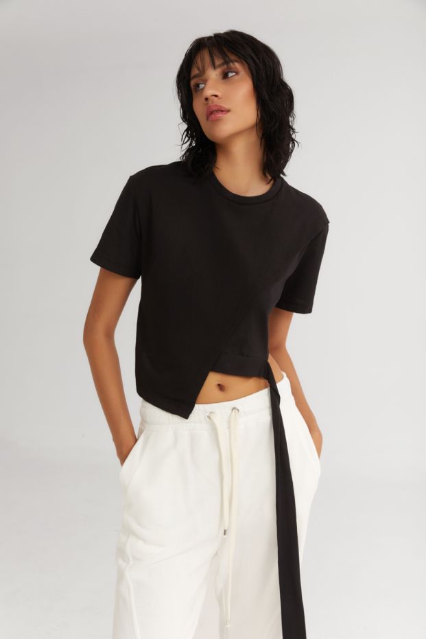 The Caramel Drip Top Black