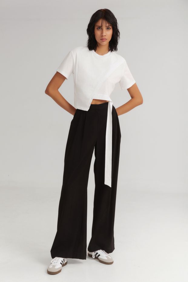 The Caramel Drip Top White