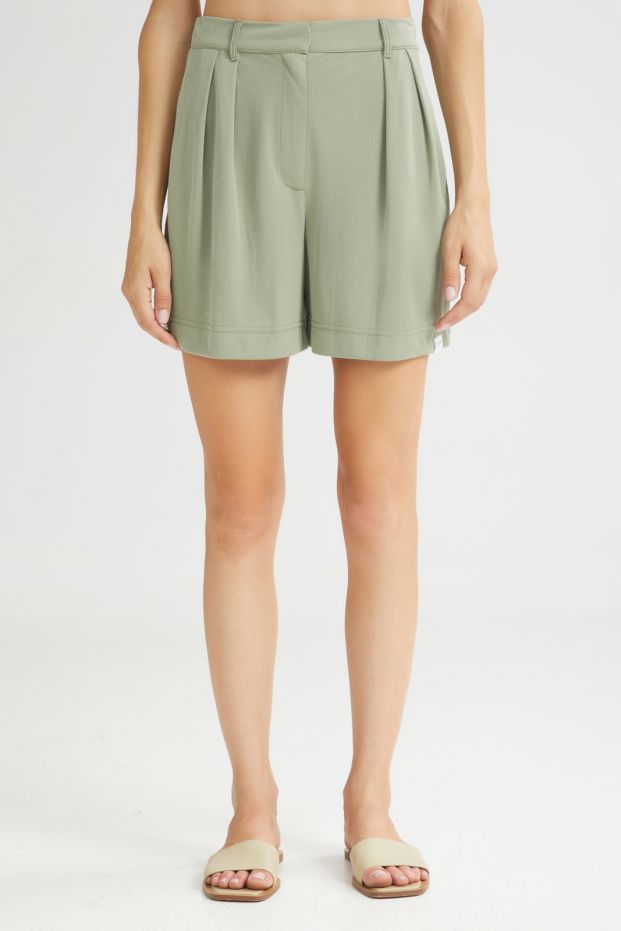 The Creamy Shorts Khaki