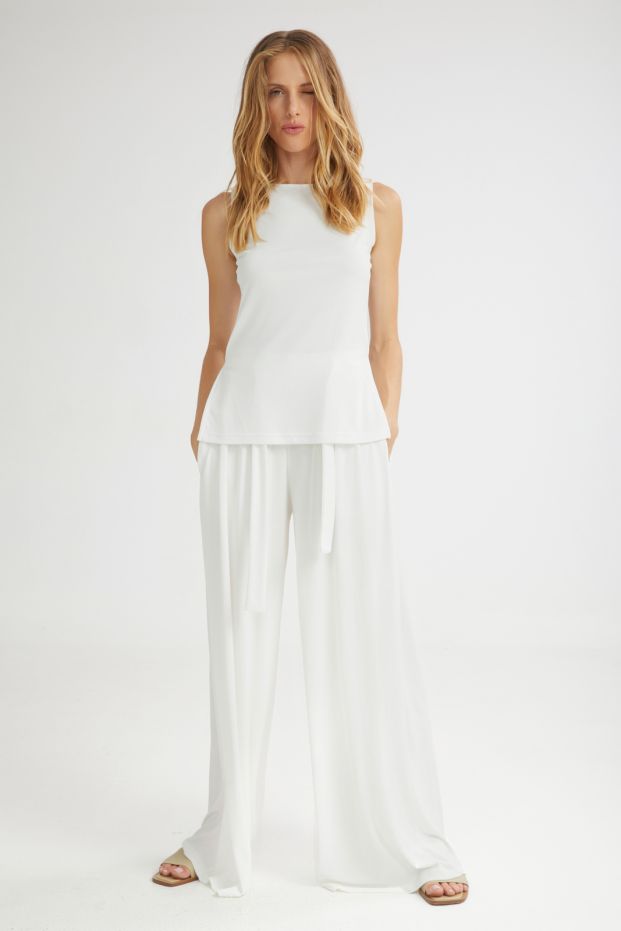 The Creamy Top White