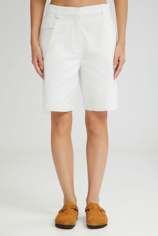 The Frozen Yogurt Shorts White
