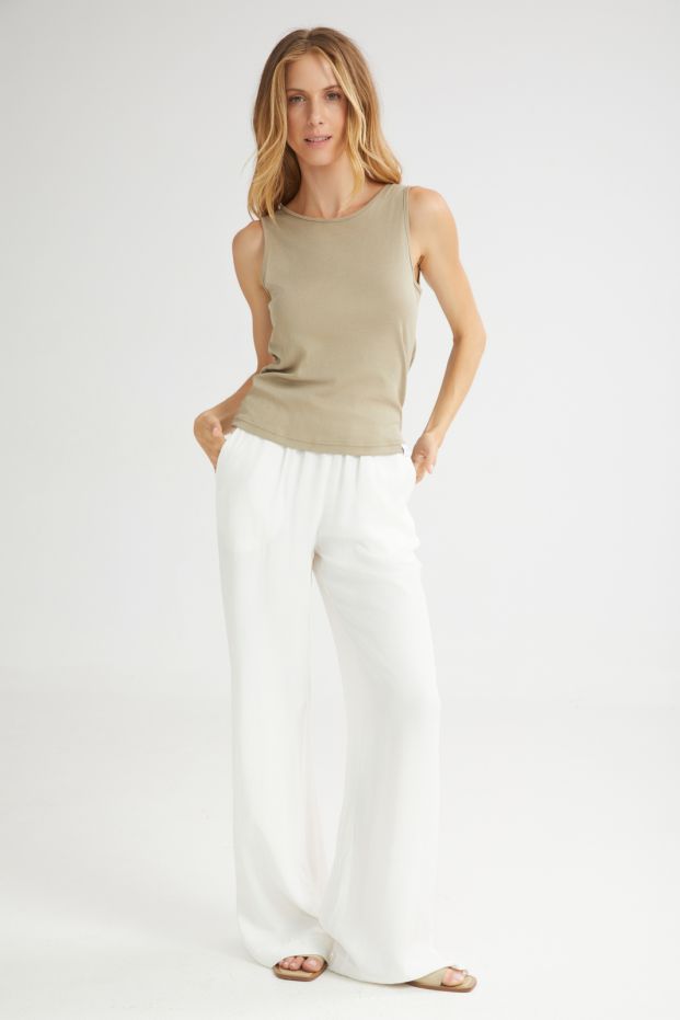 The Scoopable Top Khaki