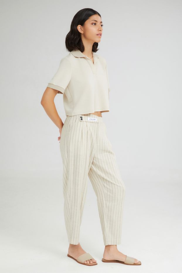 The Toppings Cropped Pants Beige