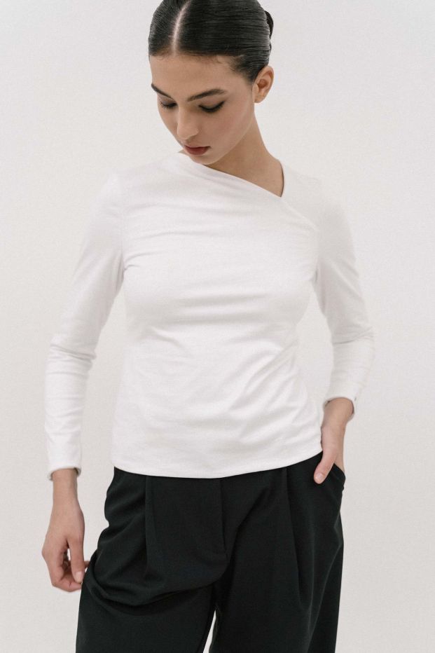 The Extra Hot Top White